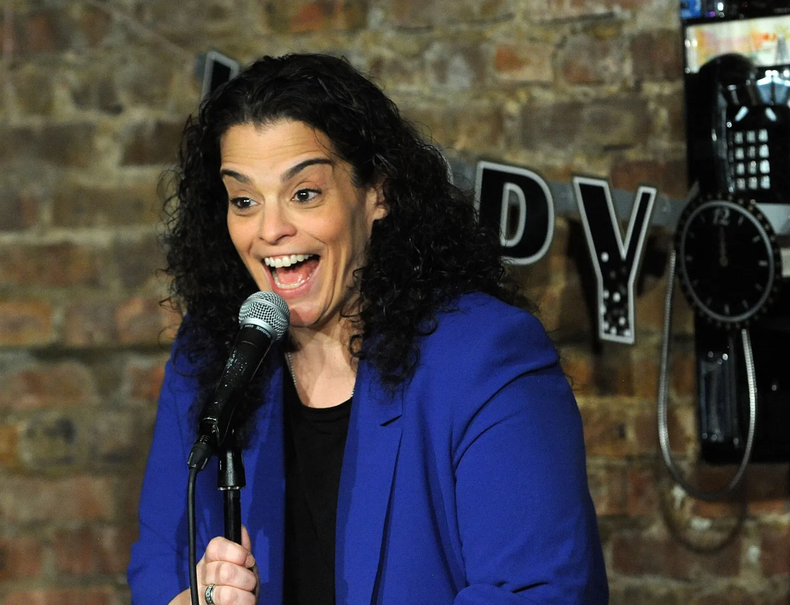 Jessica Kirson on stage